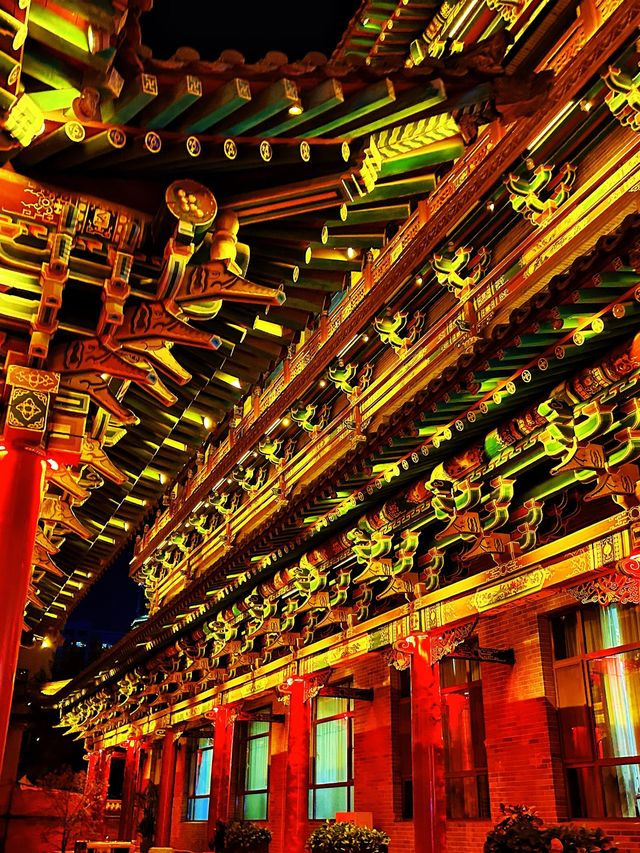 山西|山西飯店~來太原不能錯過的最美夜景！。