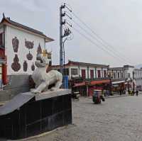 Jun Pottery Appreciation in Ancient Town 