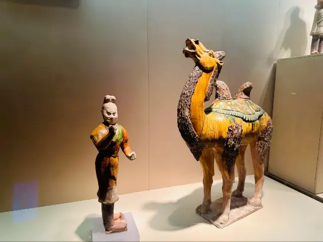 No one said there would be so many people~