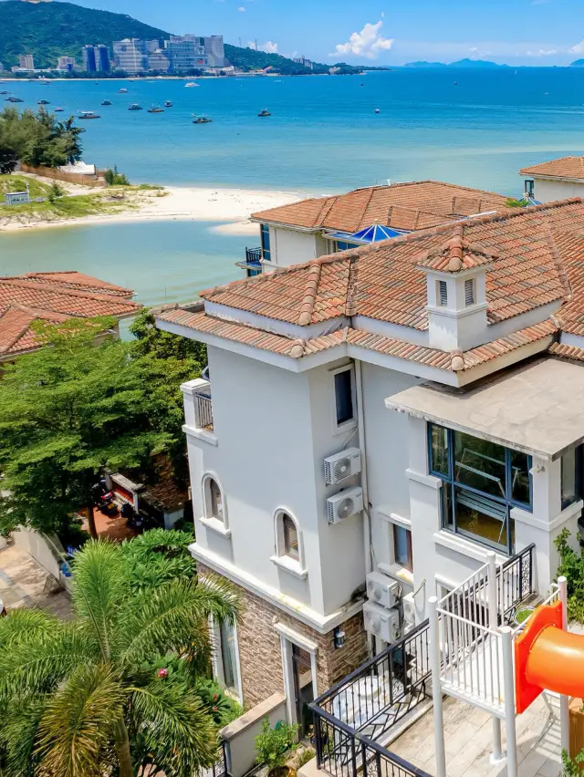 New Year by the sea: Huizhou's villa with a slide pool is amazing!