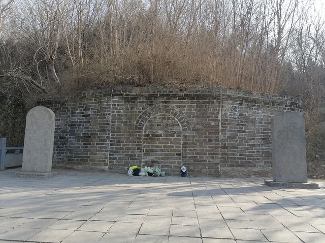 東阿曹植墓