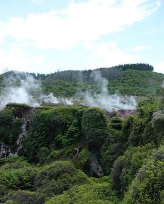Explore Taupo, New Zealand: Encounter the Wonders of the Earth