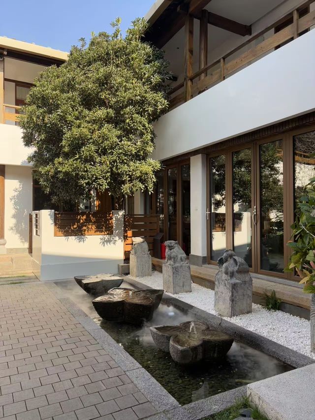住到了夢中情宿！