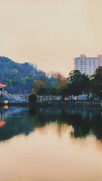 《秀峰公園：益陽的璀璨明珠》