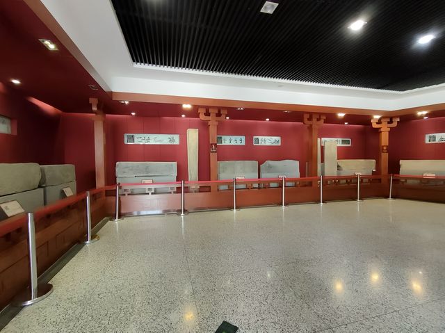 參觀河南省南陽市——漢畫館
