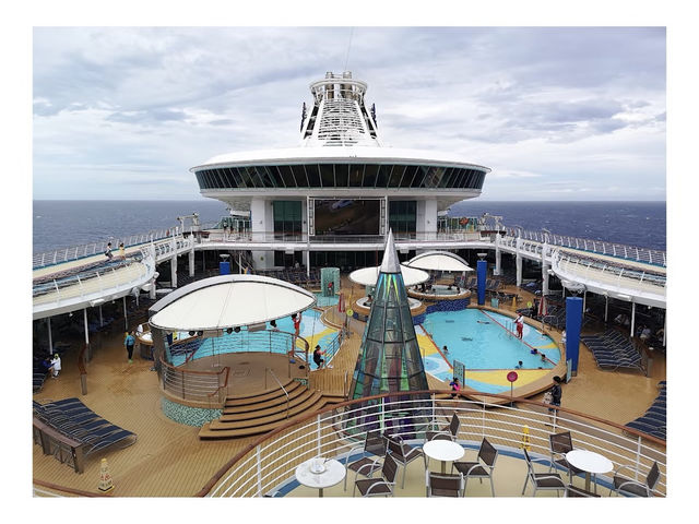 First Time on a Cruise — Totally Blew My Mind! 🛳️