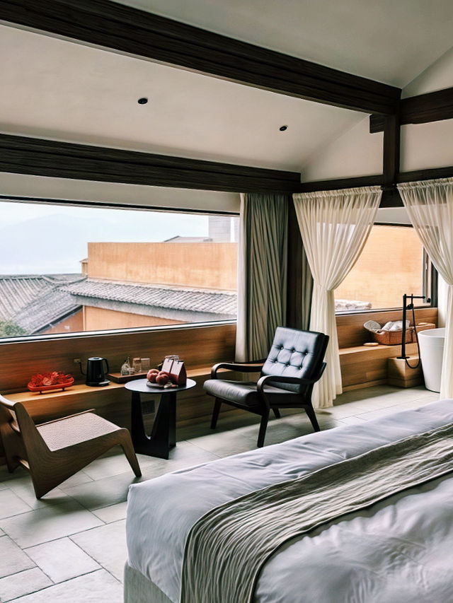 住進沙溪古鎮嘅治癒系民宿坡無是，彷彿時光都慢咗落嚟