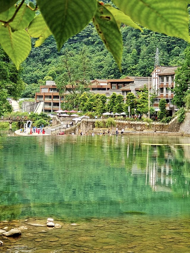 西嶺山腳下嘅暑日清涼，斜源古鎮半日閒遊。
