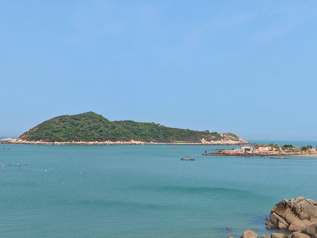 南澳島｜絕美海島治癒系玩法！吹爆這片玻璃海！ 南澳頂流！廣東小墾丁名不虛傳！燈塔風車沙灘全都有