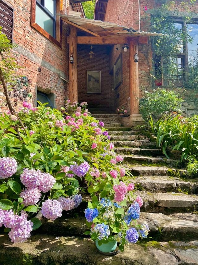 張家界巢棲山居｜週末湊B人間仙境般嘅隱世山居