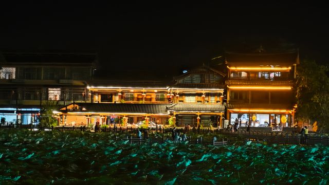 仙人洞村，越夜越美麗