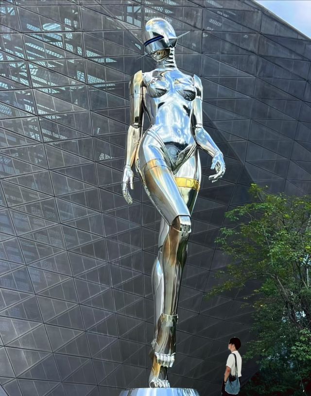 空山基深圳展必看！