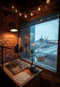 深夜治癒時刻1997年赫爾辛基港口的音樂故事