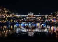 鳳凰古城攻略:邂逅沱江畔的千年水墨畫。