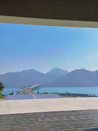 登港珠澳大橋上藍海豚島感受世紀工程