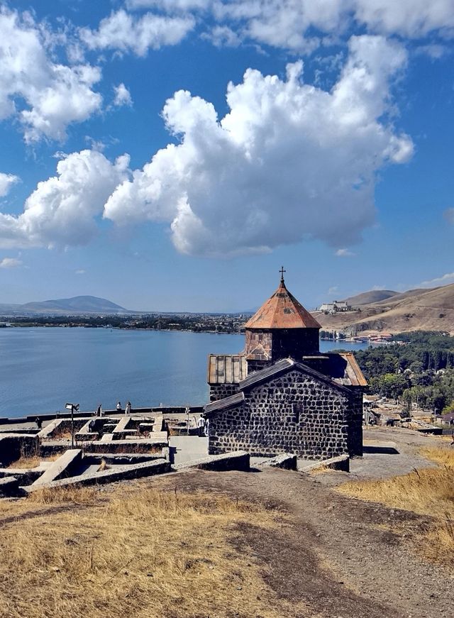 亞美尼亞 高加索明鏡上的千年黑色聖殿