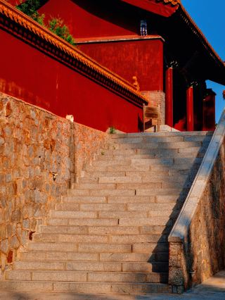 Taian travel stay at Manyou Qiju | Take in the grand views of Mount Tai and explore ancient architecture and local life