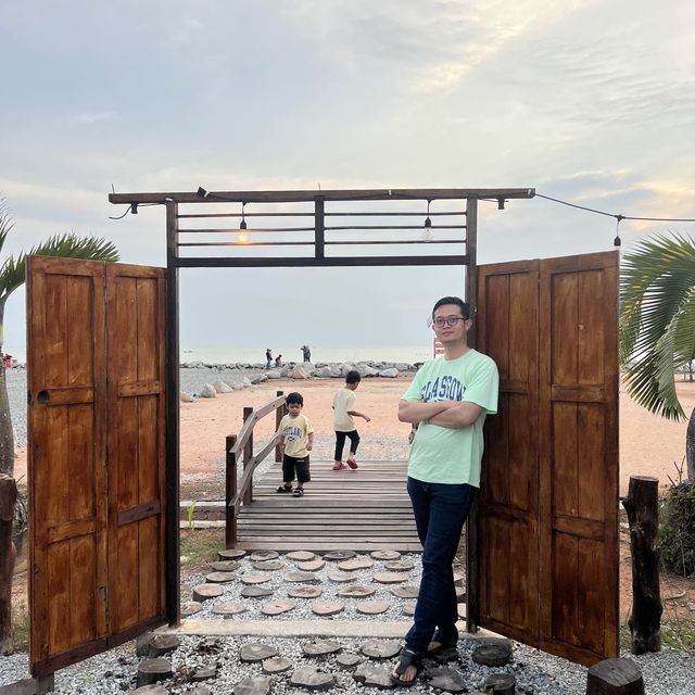 Tomisstan Cafe, hidden gems in Muar, Johor