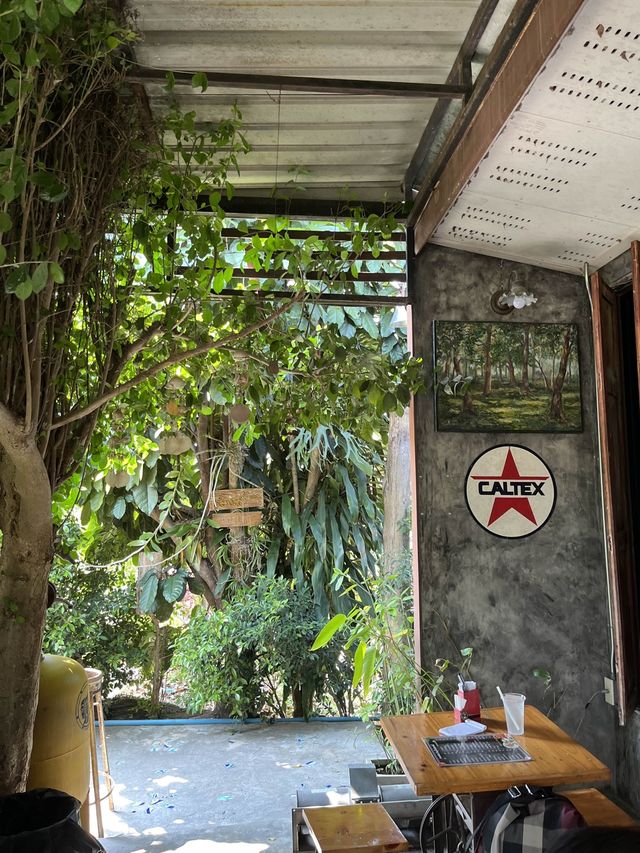 ร้านบ้านอู่ไอซ์คอฟฟี่