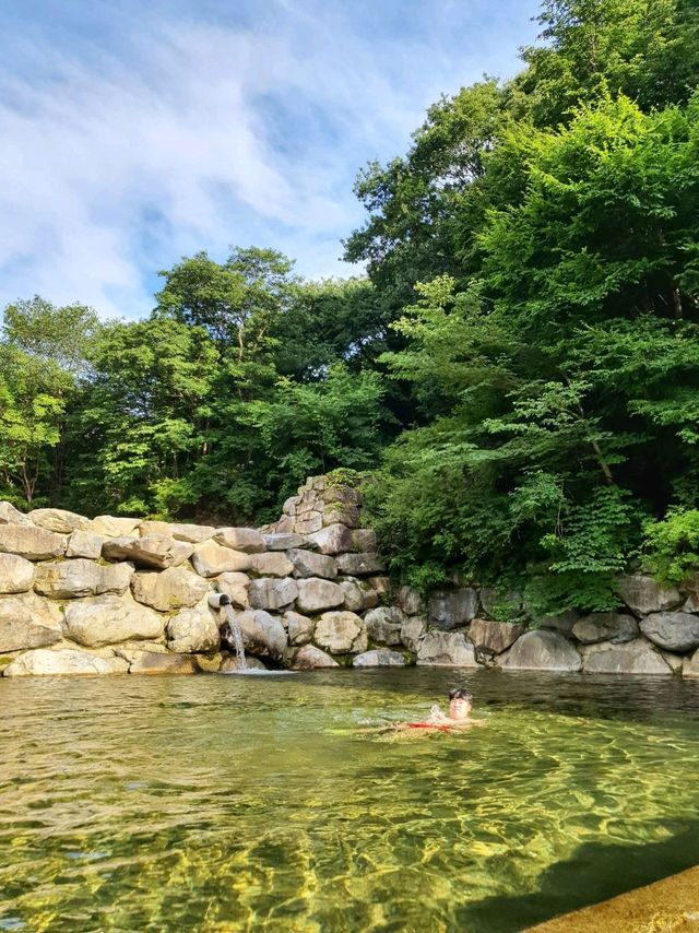 계곡이 있어서 물놀이 하기 좋은 청도 오토캠핑장🏕