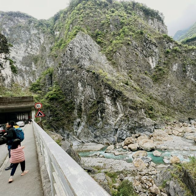 花蓮太魯閣燕子口步道 ｜令人嘆為觀止的大自然奇觀