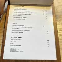 【#莎拉荃灣搵食】日系風格Cafe ｜Pick Me Up甜品配上大鵬展翅Green Tea Latte