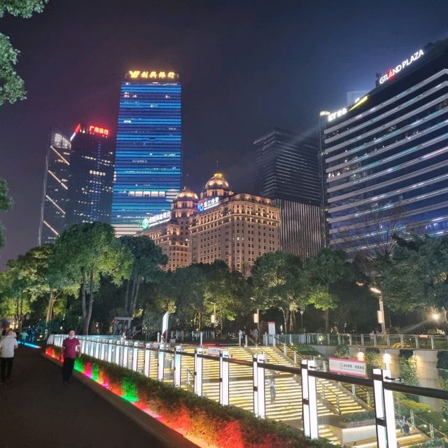 Huacheng Square In GuangZhou, A shopping heaven