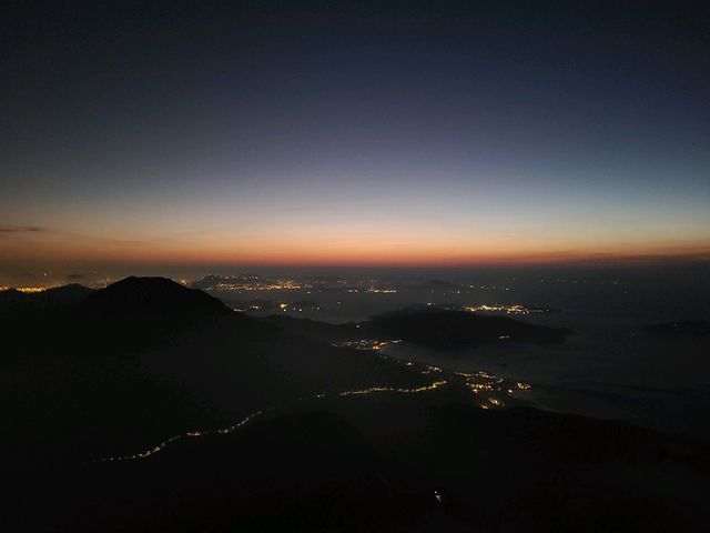 【香港之顛~鳳凰山🌅】