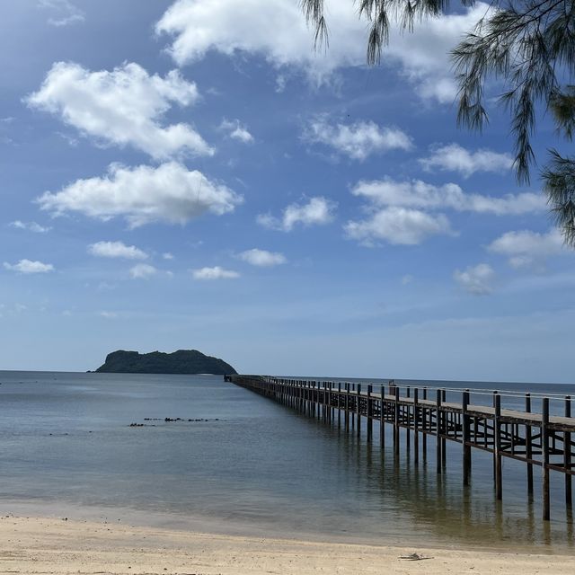 ชุมพร เมืองหาดทรายสวยสี่ร้อยลี้📍