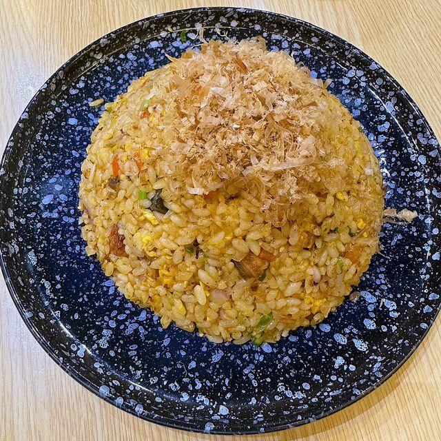 【屋邨內嘅抵食日式料理.芝士炸蝦卷🍣】 