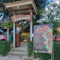 อาหารอีสาน บรรยากาศบ้านสวน..ส้มตำบ้านสวนแก้ว..