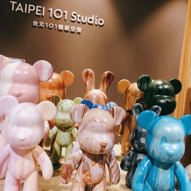 台北｜🖍️🎨流體熊、地毯手作🐻🗺️ Taipei 101 Studio 台北101 體驗空間