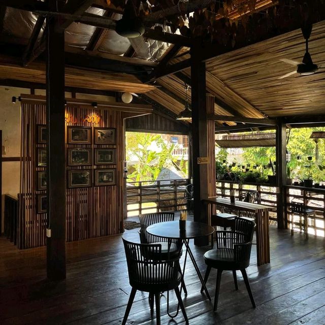 LaMaLaos Cafe 