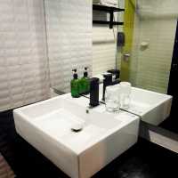 Hotel Olympic Malaysia Nearby MRT Medeka..!!