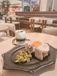 人氣梳乎厘pancake  山頂新分店！