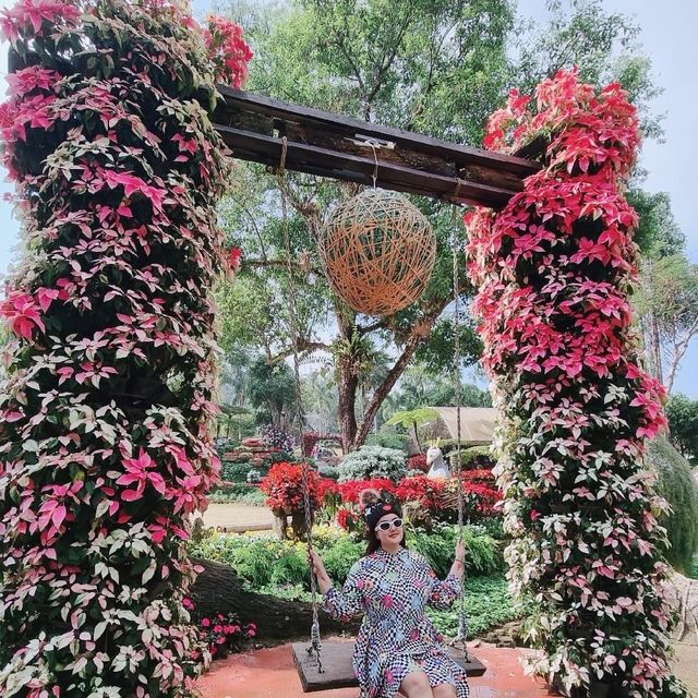 พระตำหนักดอยตุง สวนแม่ฟ้าหลวง 