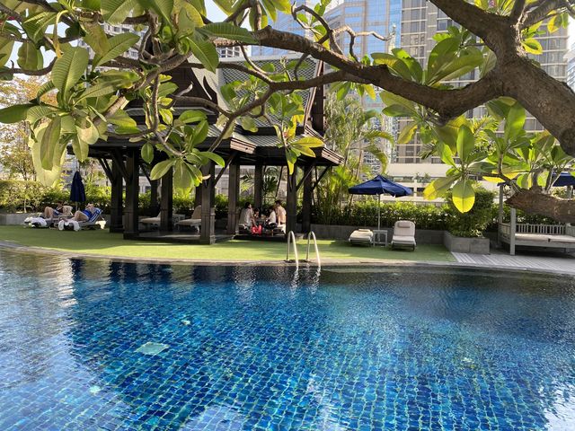 โรงแรมสุดหรู ระดับ 5ดาว The Athenee Hotel 