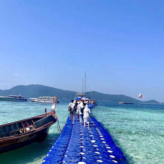 Crystal Clear and White Sand @ Phuket Crystal Clear and White Sand @ Phuket