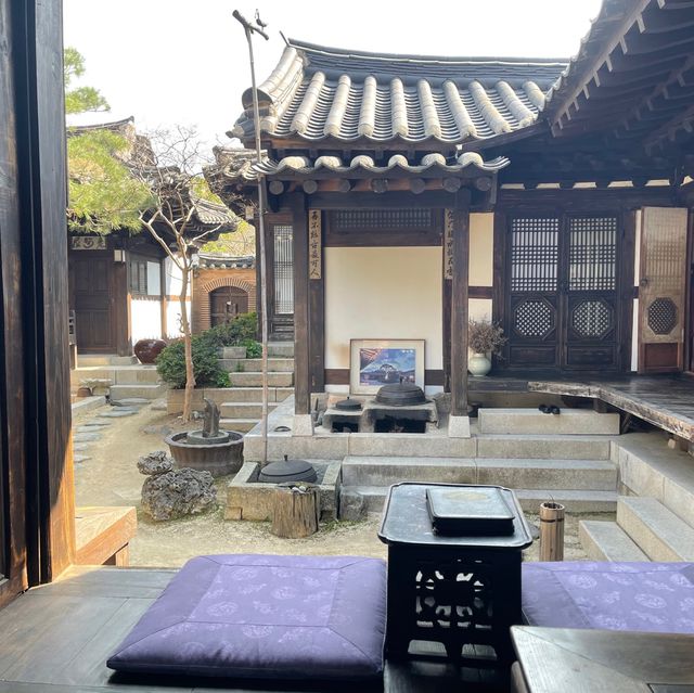 한시가 절로 짓고싶어지는 한옥호텔, 락고재 서울본관