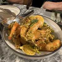 板橋凱撒大飯店 蓮花泰式料理！網美風裝潢、輕奢華的體驗！