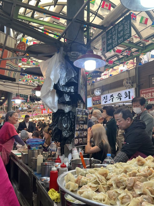 บุกชิม Street Food Gwangjang Market กรุงโซล
