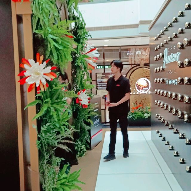 參觀 clarins 珍稀凝時體驗館!美妙! 參觀 clarins 珍稀凝時體驗館!美妙!