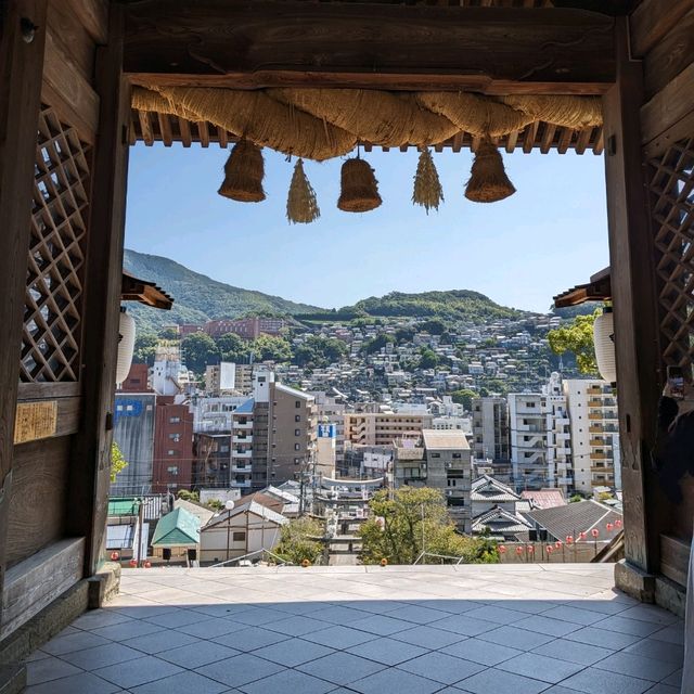 【諏訪神社】１０月７日から９日までの３日間［長崎くんち］が奉納される…凄い階段が有る神社。