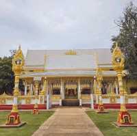 ชมความงามวัดพระธาตุหนองบัว จ.อุบลราชธานี