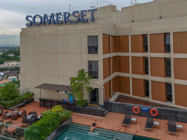 โรงแรม ย่านศรีราชา ราคาประหยัด ห้องใหญ่