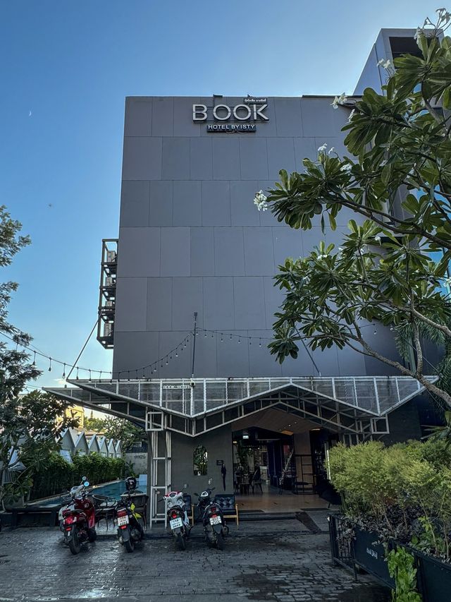 Book Design Hotel - Chiangmai ⛰️✨ Book Design Hotel - Chiangmai ⛰️✨