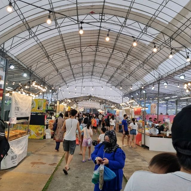 Chinese New Year Fair With Lots of Good Food