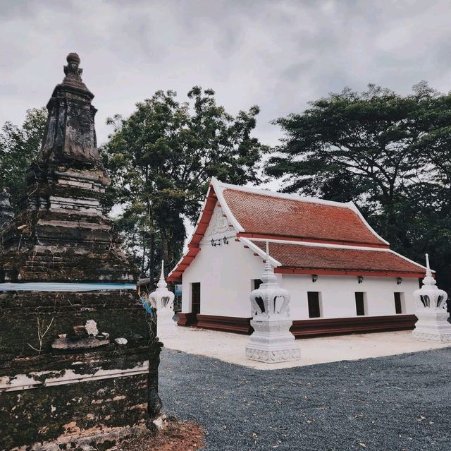 วัดสลัก