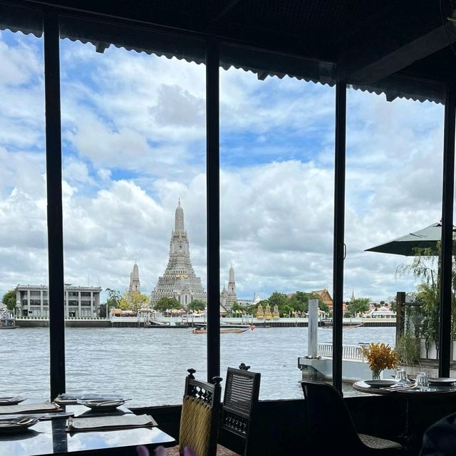 Marvelous food, scenary and service