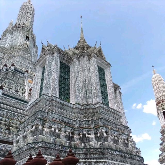 วัดอรุน(WAT ARUN) ที่ดลใจ